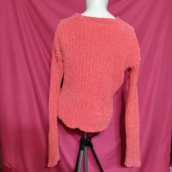 JW Style - Beautiful Sweater - Picture 3 of 6